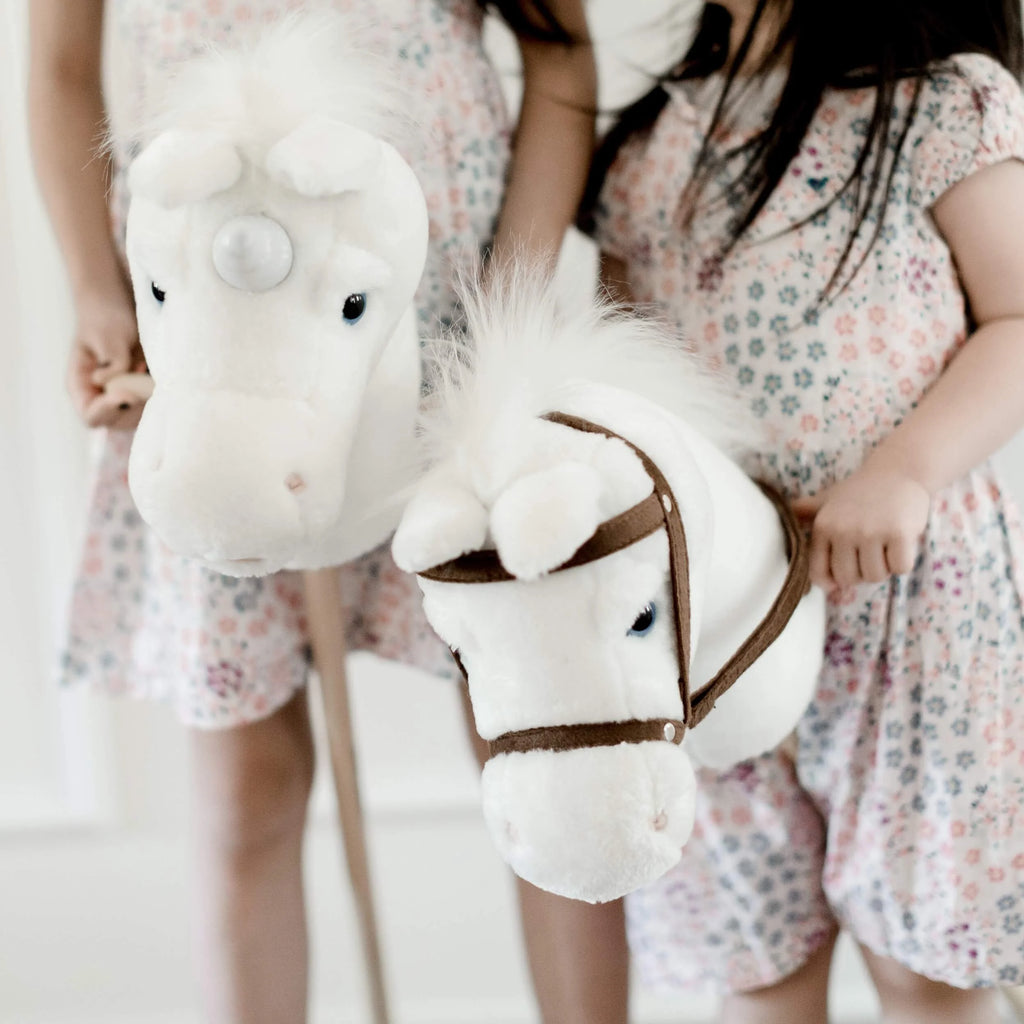 Little Rider by Lily & River | Gallop, Race, and Play | Select Horse or Unicorn | Classic Horse on a Stick